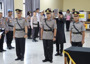 Kapolres Pringsewu Pimpin Upacara Serah Terima Jabatan Kapolsek Gadingrejo dan Pengukuhan Kasat Intelkam