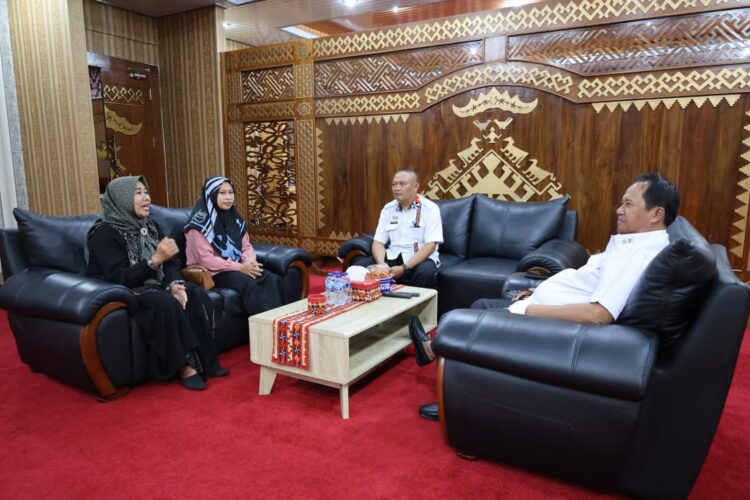 Raih Beasiswa Ke Inggris, Anisa Ayu Latifah Harumkan Nama Lampung Barat.