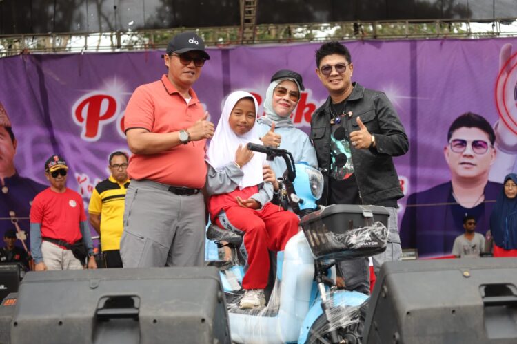 Pesta Rakyat Lampung Barat Ditutup Dengan Sangat Meriah