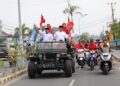 Dikawal Simpatisan dan Parpol,  Nanang Ermanto dan Antoni Imam datangi Kantor KPU Lamsel