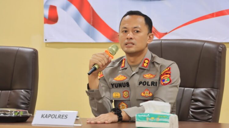 Polres Pringsewu Apresiasi Pengundian dan Penetapan Nomor Urut Calon Bupati di Pilkada 2024 Berjalan Aman dan Lancar.