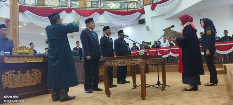 Busroni Kembali Nahkodai Pimpinan DPRD Tubaba 2024- 2029.