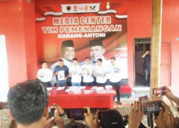 Kampanye Bagikan Minyak Goreng Kemasan Tanpa Label Merk dan Izin Edar, Hasanudin: Produk Ilegal !