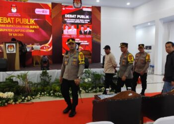 250 Personil Amankan Debat Publik Paslon Bupati Lampura 2024