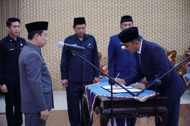 Penjabat Bupati Pringsewu Lantik Kadis Pendidikan dan Kebudayaan
