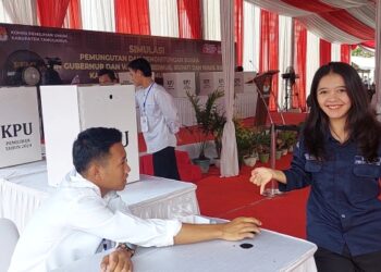 KPU Tanggamus Simulasikan Pungut-Hitung Suara Pilkada 2024