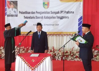 Suadi Resmi Jabat Sekda Tanggamus, Mulyadi Irsan: ”Murni Mampu dan Kompeten, Bukan Nepotisme!”