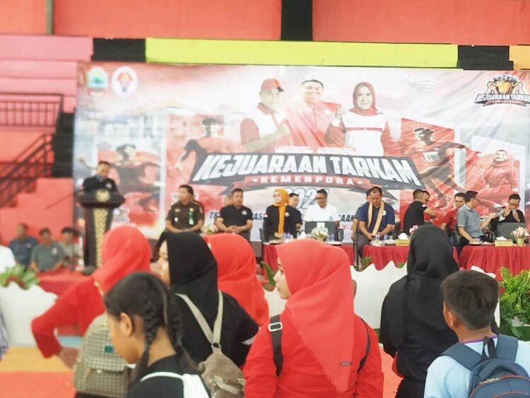 Nanang Ermnato Ingatkan Dispora Lamsel.Simak penjelasanya