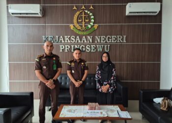 Kejari Pringsewu Apresiasi Terhadaf Tersangka R Kasus Hibah LPTQ Tahun 2022 Dengan Etikad Baik Menitipkan Uang Rp 140 Juta.