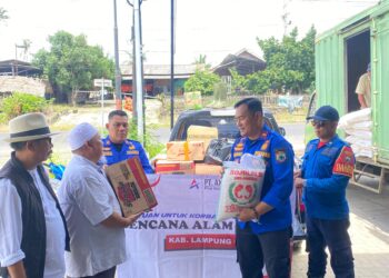 Peduli Korban Banjir, PT. Axella Adhi Pratama Berikan Bantuan Sembako Untuk Masyarakat Lamse