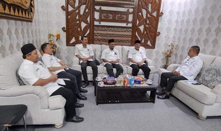 Pemkot Metro Ajak Pejabat dan Pengusaha Tunaikan ZIS Lewat Baznas