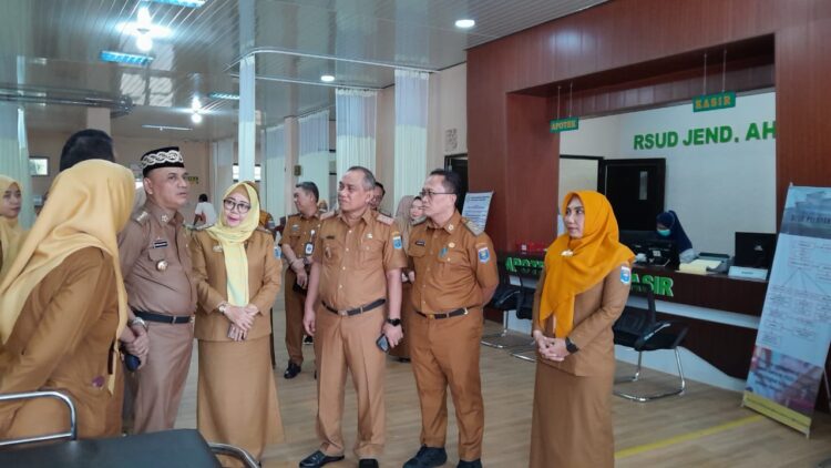 Tinjau RSUAY, Walikota Metro Intruksikan Petugas Medis Beri Pelayanan Maksimal