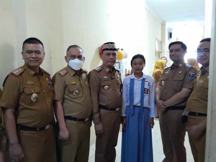 Tunggu Orangtua Sakit di RSUD Sumbersari Bantul, Alia Dapat Kuliah Gratis dari Walikota Metro