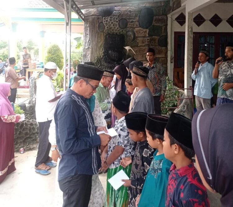 Wujud Peduli Sesama, Sunardi Rutin Berbagi Tiap Bulan Ramadhan