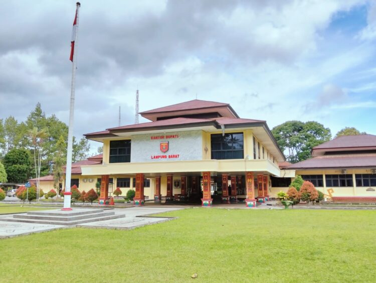 Waw!… Saudara Plt Kepala BKPSDM Lambar Diduga Tidak Hanya Satu yang Lulus PPPK