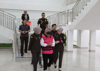 Pelaku Korupsi DPPKB Bertambah, Kejaksaan Kembali Tahan EY