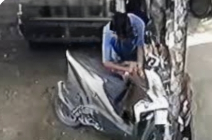 Terekam Cctv Pelaku Pencuri Motor Di Bukit Kemuning Di Tangkap Polisi