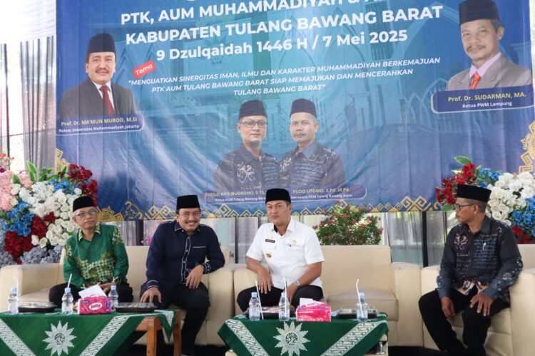 Rektor UM Jakarta Hadiri Acara Silaturahmi Akbar, PDM Tubaba Referensi Menggapai Mimpi