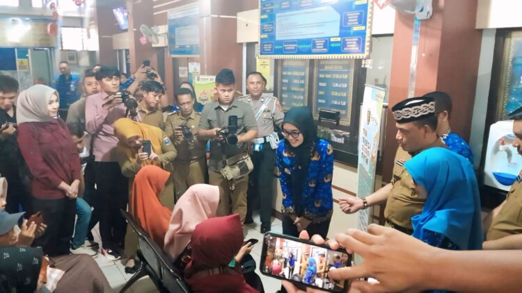 Tinjau Pemutihan Pajak Kendaraan di Samsat Kota Metro, Ini Kata Wagub Lampung!