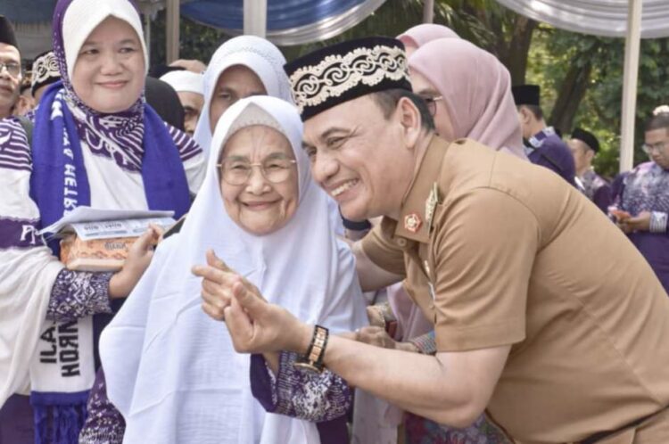 Walikota Metro Lepas Keberangkatan 378 CJH