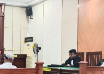 Sidang Perkara Ijazah Palsu DPRD Lamsel, Hakim Tolak Eksepsi Penasihat Hukum, Nanang Ermanto & Merik Havit akan dihadirkan di Persidangan.