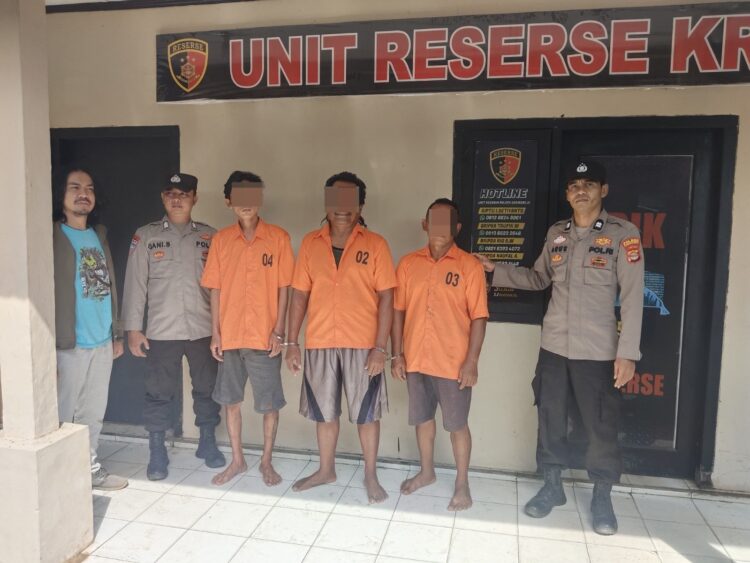 Polsek Gadingrejo Grebek Judi di Pos Ronda, 3 Pelaku Diamankan