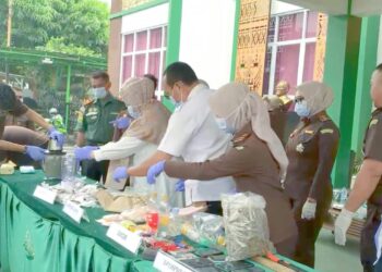 Kejari Metro Musnahkan Barang Bukti 771,374 Gram Narkotika, 2.599 Butir Psikotropika