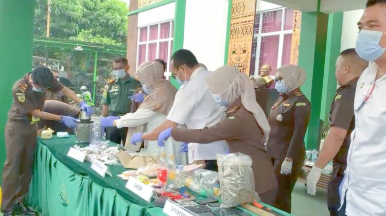 Kejari Metro Musnahkan Barang Bukti 771,374 Gram Narkotika, 2.599 Butir Psikotropika
