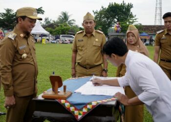 Terima Petikan SK, 1.233 ASN-PPPK Pemkab Pringsewu Diambil Sumpah