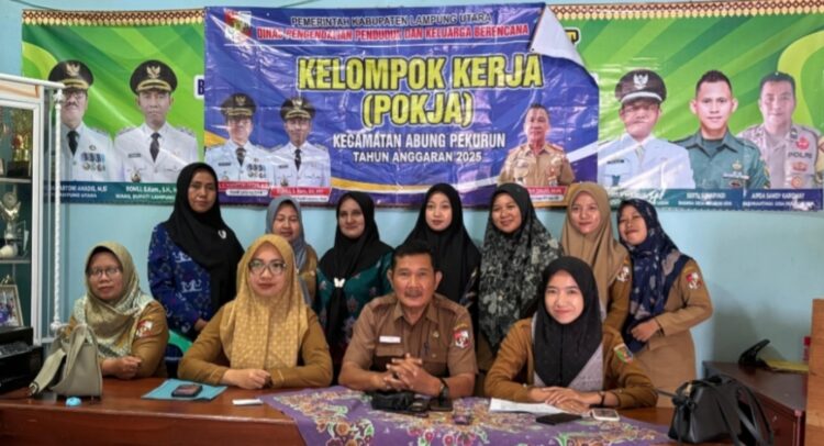 Korluh DPPKB Abung Pekurun Gelar Pertemuan Kader Pokja Di Desa Pekurun Udik