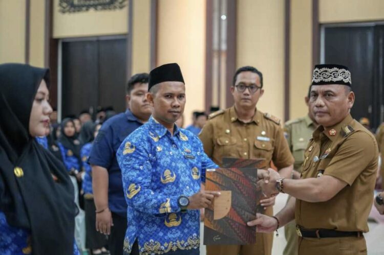 Bupati Pringsewu Hadiri Wisuda Ke-8 Universitas Muhammadiyah Pringsewu