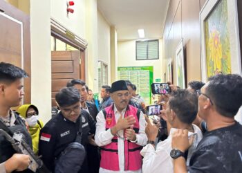 JPU Kejari Pringsewu bacakan dakwaan korupsi dana hibah LPTQ dalam sidang perdana Terdakwa Drs. Heri Iswahyudi, M.Ag.