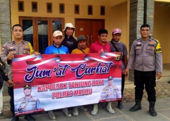 Polsek Tanjung Raya, Gelar Kegiatan “Jum’at Curhat” Bersama Warga