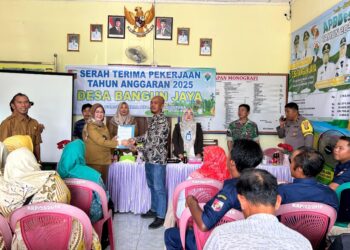 Dukung Program Pendidikan, Pemdes Bangun Jaya,  Bangun Pagar Paud Dan Paving Blok Sekolah