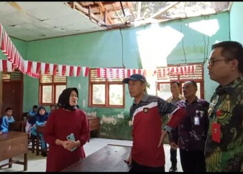 Gerak Cepat, Wakil Bupati Lampura Tinjau Sekolah Rusak Di Bojong Barat