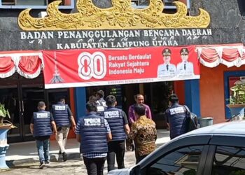 Waduh….Unit Tipidkor Polres Lampura Geledah Kantor BPBD Kotabumi