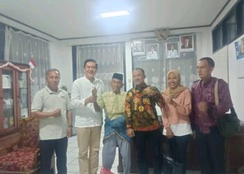 Viral Ada Warganya Terlantar, Bupati Mesuji Kirim Camat dan Kades Untuk Menjemput