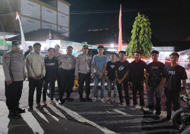 Hampir Bertikai Dengan Kelompok Pemuda Lain, 9 Remaja Warga Desa Eka Mulya di Kawal Anggota Samapta Polres Mesuji Pulang