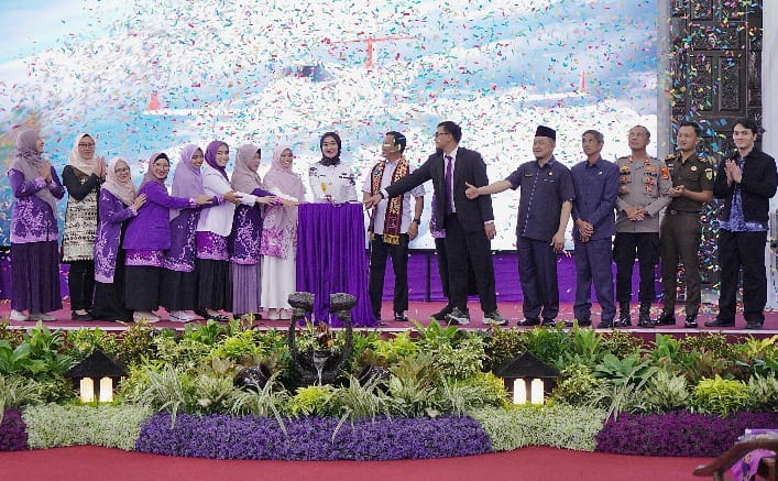 Wagub Lampung dan Bupati Pringsewu Hadiri Launching FKG, Profesi Dietisien, dan Halal Center UAP