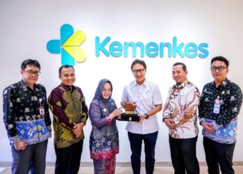 Audensi Dengan Menkes RI, Elfianah Sampaikan Beberapa Issue Strategis di Mesuji