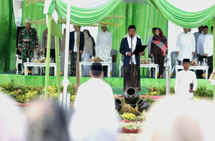 Bupati Riyanto Pamungkas Ajak Santri Pringsewu Kobarkan Semangat Jihad Ilmu di Hari Santri Nasional 2025
