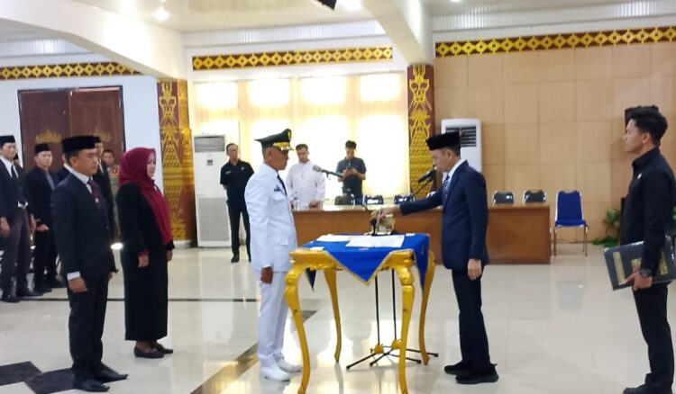Romli Lantik 122 Pejabat Di Pemkab Lampura