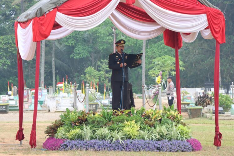 Wakapolres Pringsewu Ajak Teladani Semangat Juang Pahlawan dalam Peringatan Hari Pahlawan