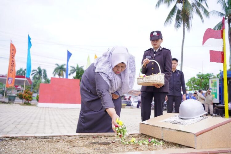 Upacara Hari Pahlawan 2025, Wakapolres Pringsewu Ajak Teladani Semangat Juang Para Pahlawan