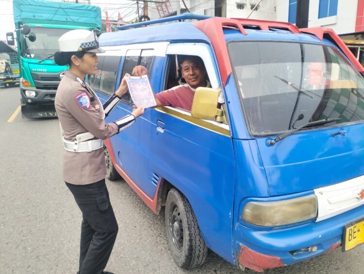 Operasi Zebra, Satlantas Polres Pringsewu Gelar Sosialisasi Tertib Berlalu Lintas ke Berbagai Kelompok Masyarakat