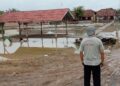 Camat Mesuji Turun Langsung Tinjau Banjir di Dua Desa
