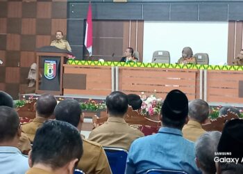 BUPATI PRINGSEWU TEKANKAN KEPEMIMPINAN BERBASIS AMANAH PADA SEMINAR KEPALA OPD