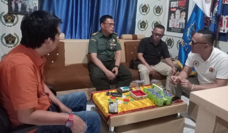 Waduh…!! Anggota Kodim  Gruduk Sekretariat PWI Lampura