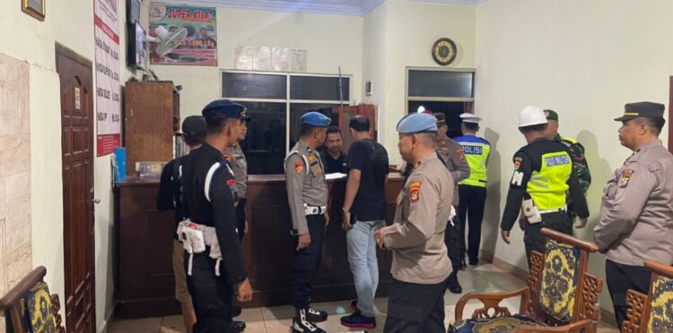 Polisi Razia Hotel Dan Tempat Hiburan Di Lampung Utara