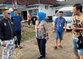 Sekda  Lepas Keberangkatan Kontingen PWI Lampura Menuju HPN 2026 di Banten